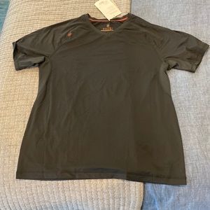 Rhône Sentry black short sleeve v-neck shirt size L